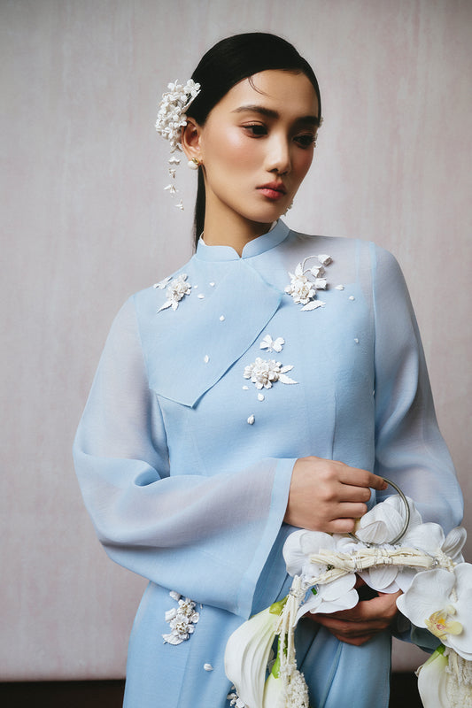 Tinh Lam Wide Sleeve Applique Ao Dai