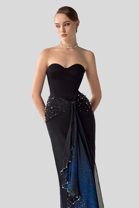 Charm Sweetheart Maxi Dress