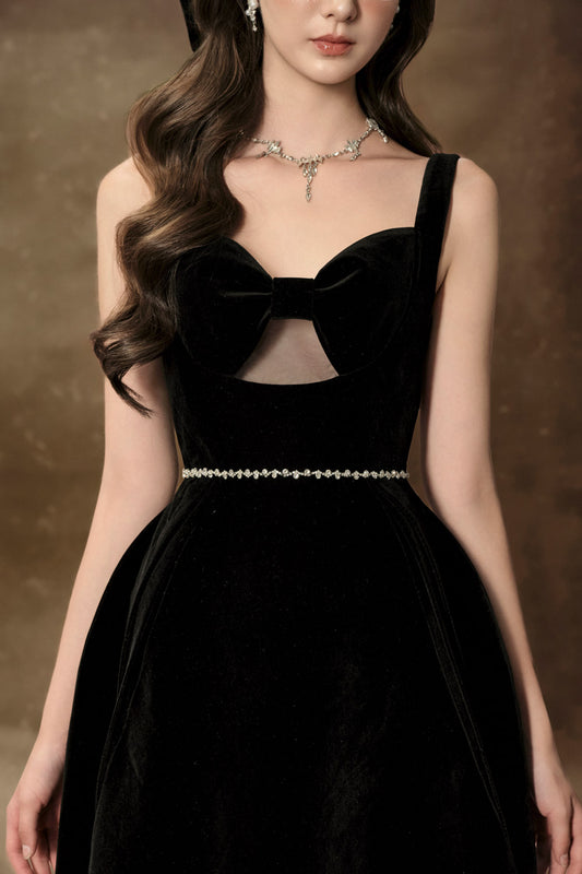 Ali A-line Semi-Heart Neck Velvet Midi Dress