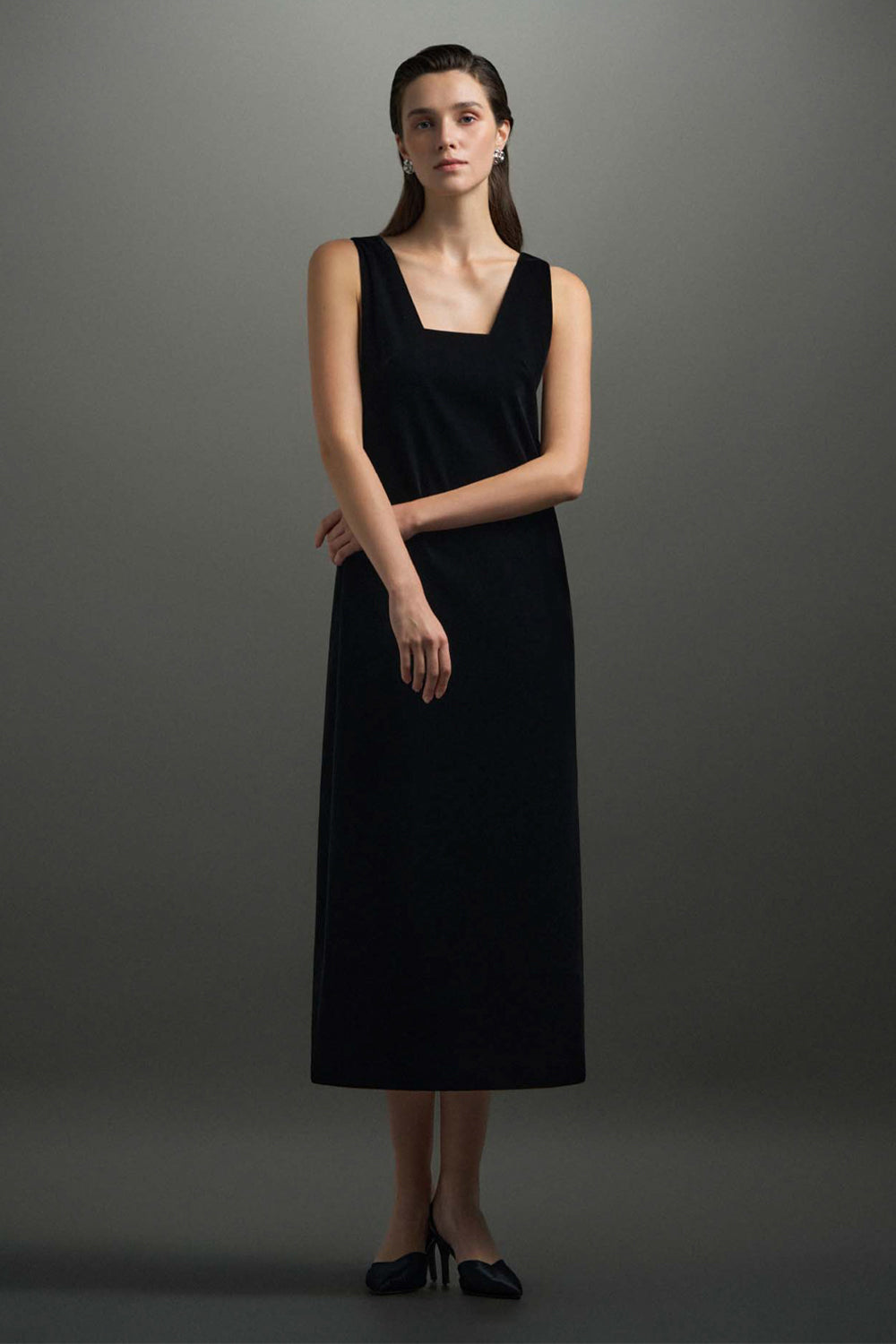 formal trapeze cocktail dress Black Sleeveless Halter Neck Embellished Trapeze Gown main image 0