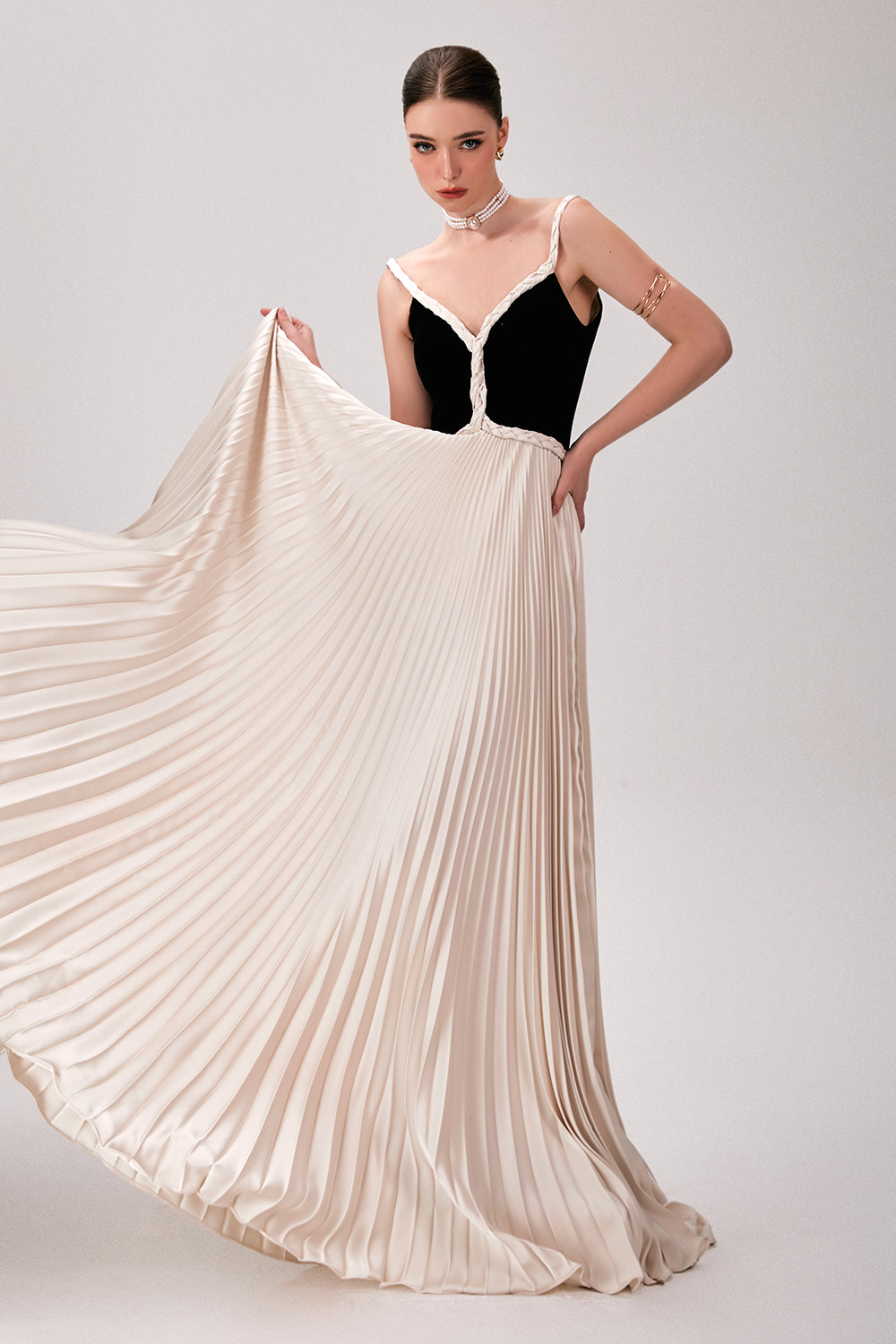 Women's Liz V-Neck Pleated Maxi Dress XS/S/M/L/Customize Black & Cream MEAN  BLVD