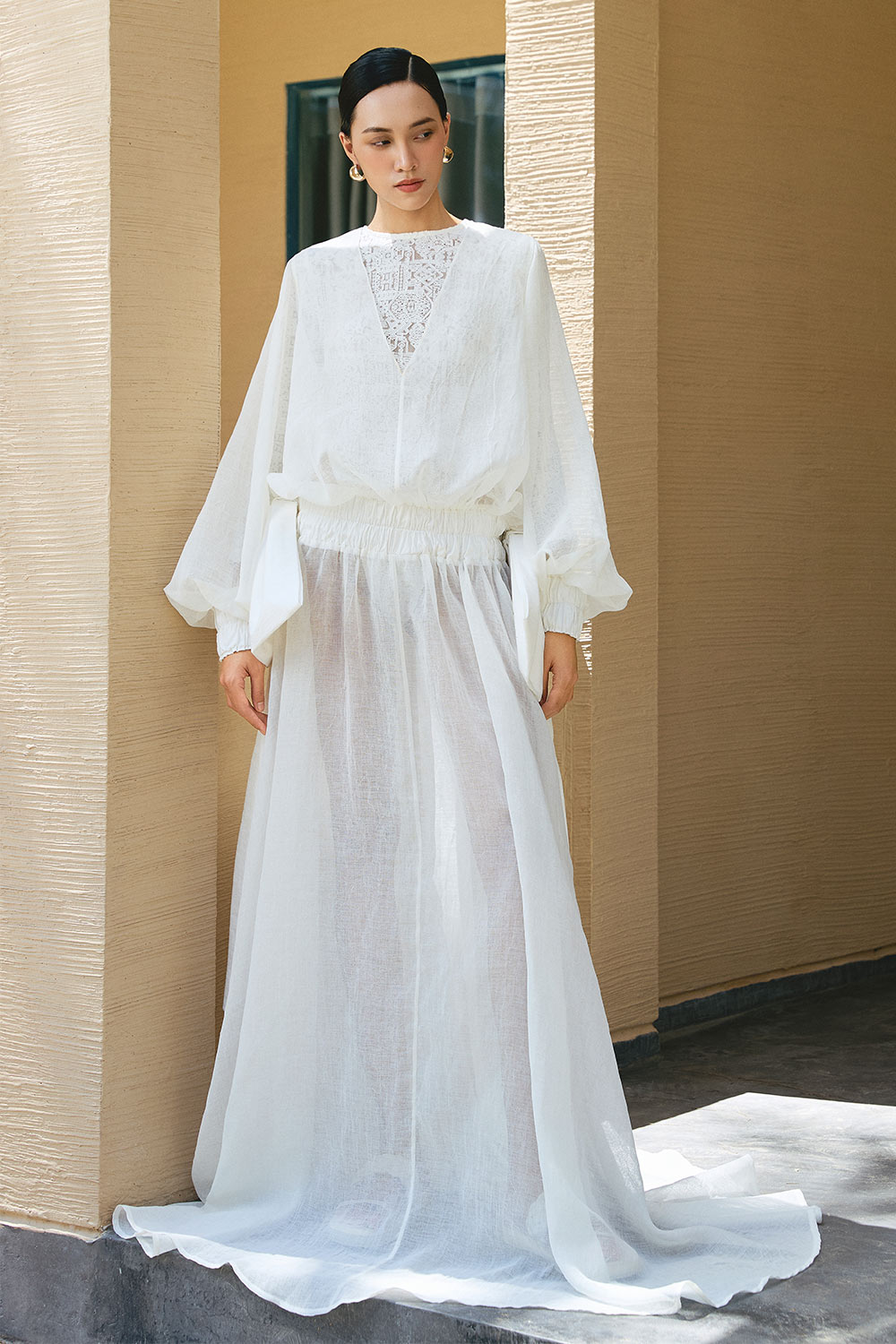 white jellyfish dress Blouson Bishop Sleeved Woven Cotton Maxi / Customize emerald green dress outfit Size:16.5 6/7 sunday drop 10.6.24 making it the perfect