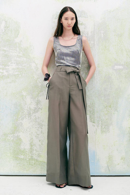 Antique Bodycon Scoop Neck Poly Silk Top - MEAN BLVD