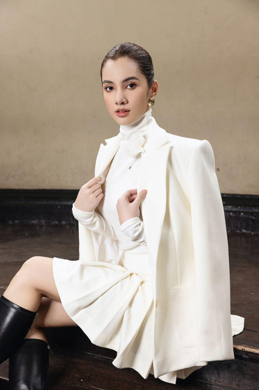 Eloise Straight Notch Lapel Wool Blazer - MEAN BLVD