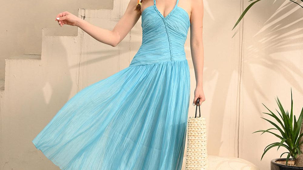 BOLD COLORS TO LIFT UP YOUR FASHION SPIRIT MEAN BLVD