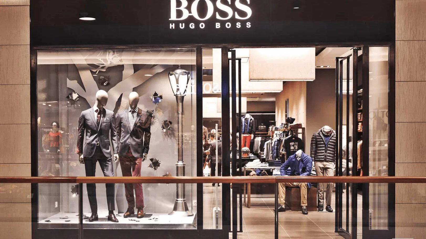  Hugo Boss Faces Challenges Amidst Weak Consumer Demand in Q2 2024