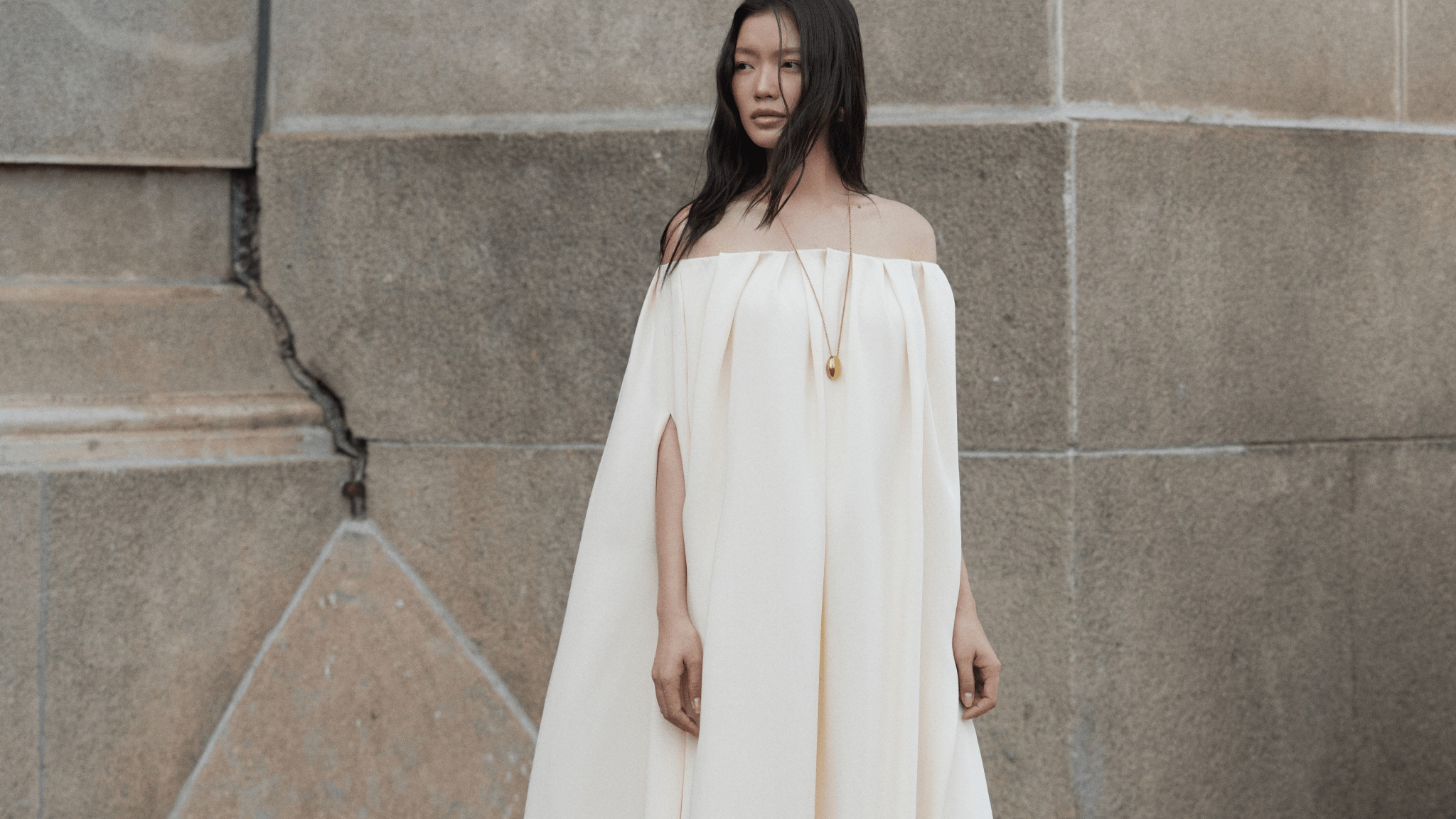 Unveiling the Alba Collection by LAM.D STUDIO: Empowering Independent Women with Minimalist Elegance
