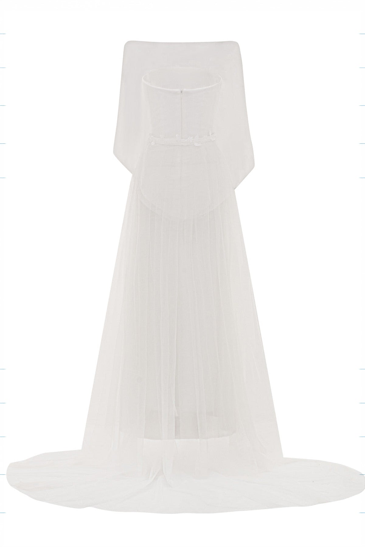Seraph Embroidery Maxi Dress