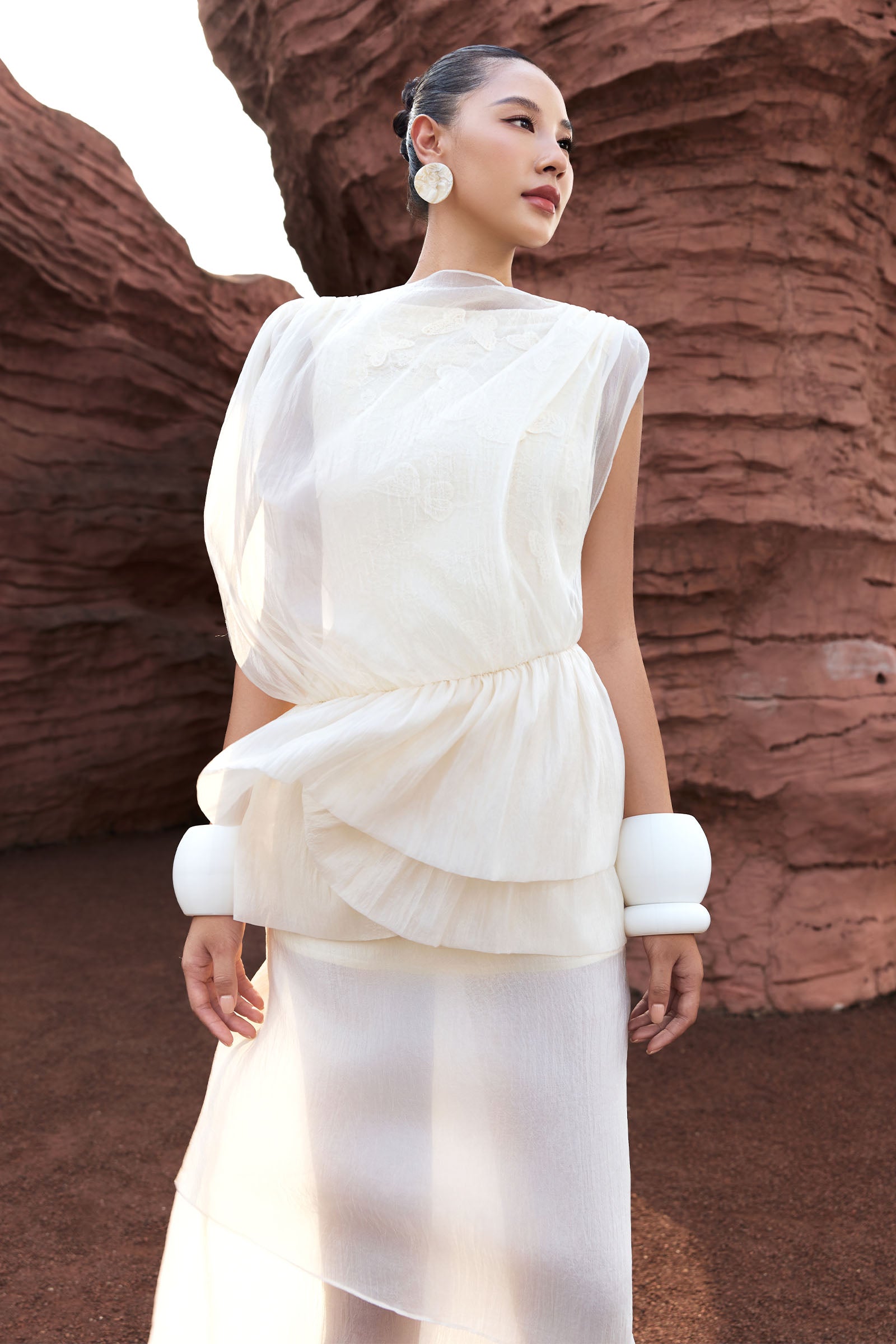Voilea Boat Neck Maxi Dress