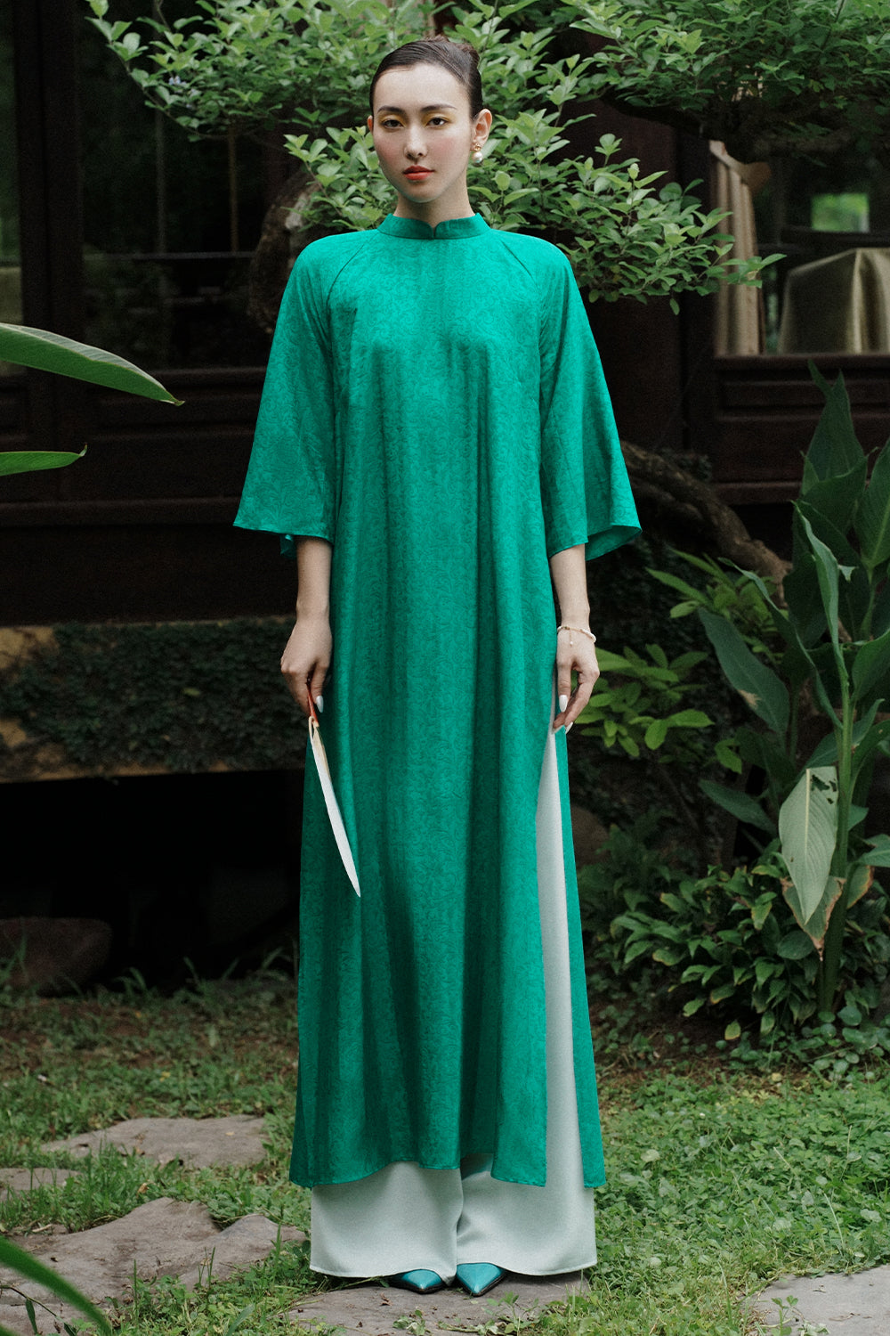 Lien Luc Straight Mandarin Neck Mulberry Silk Floor Length Ao Dai