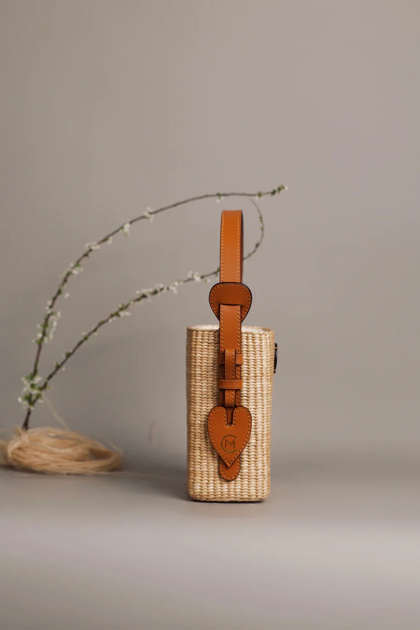 Bach Mon Water Hyacinth Fiber Bag