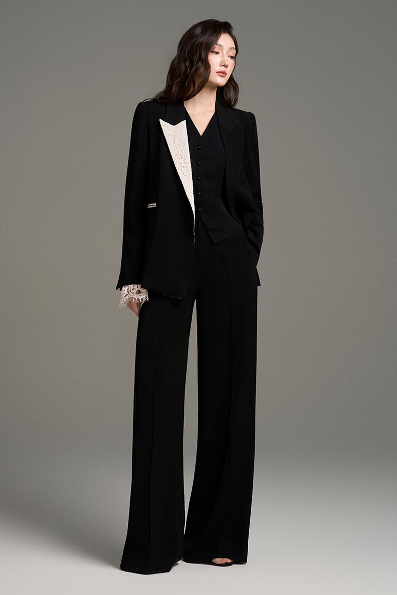 Virelle Notched Lapel Blazer