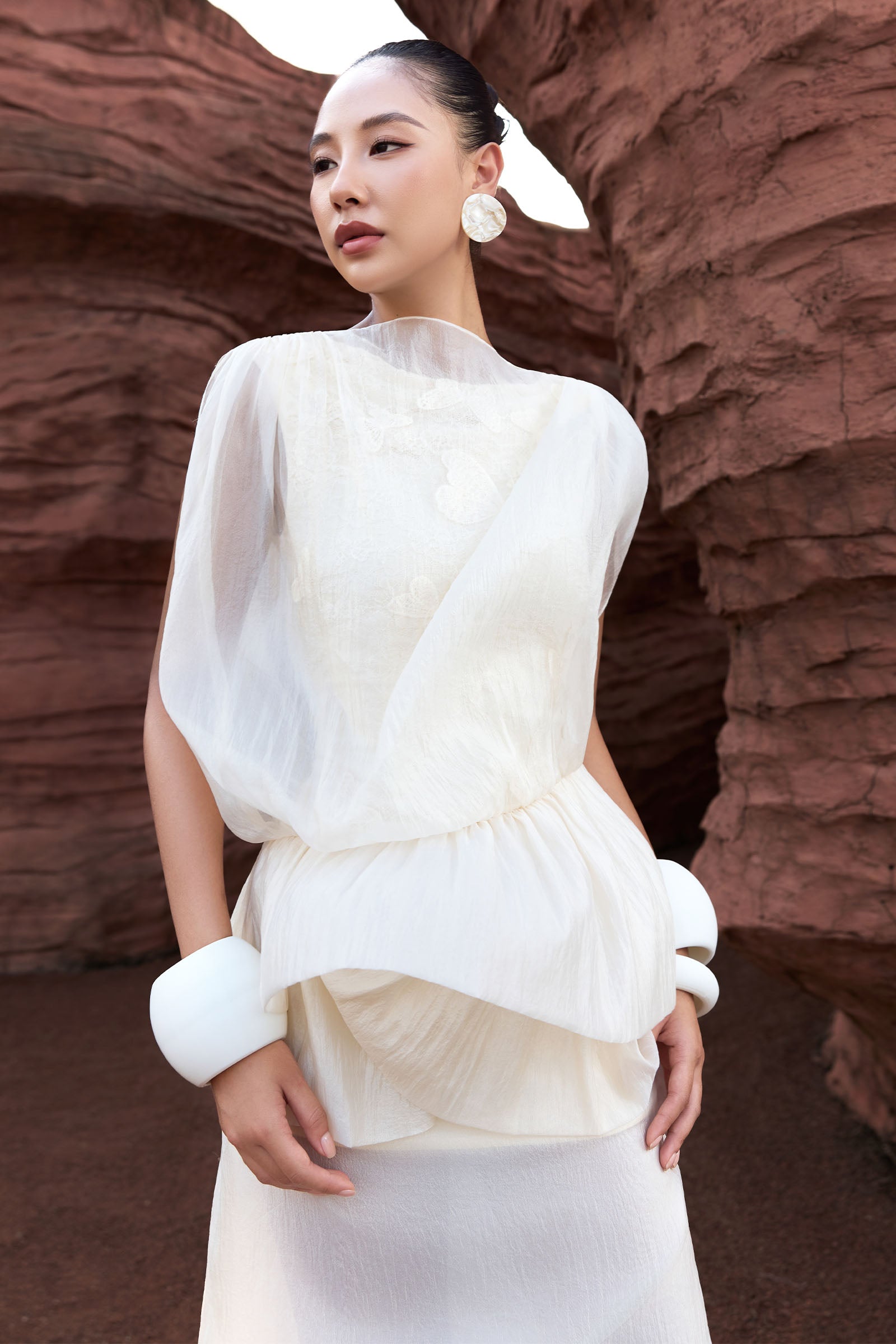Voilea Boat Neck Maxi Dress