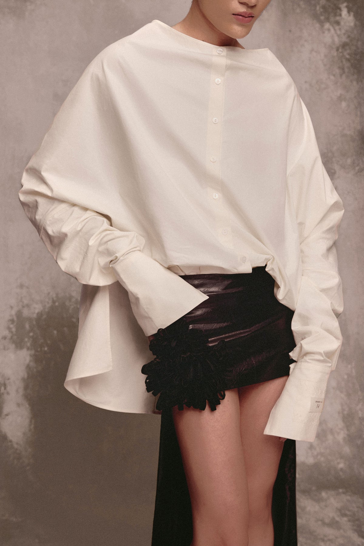 Thuy Dai Boat Neck Shirt