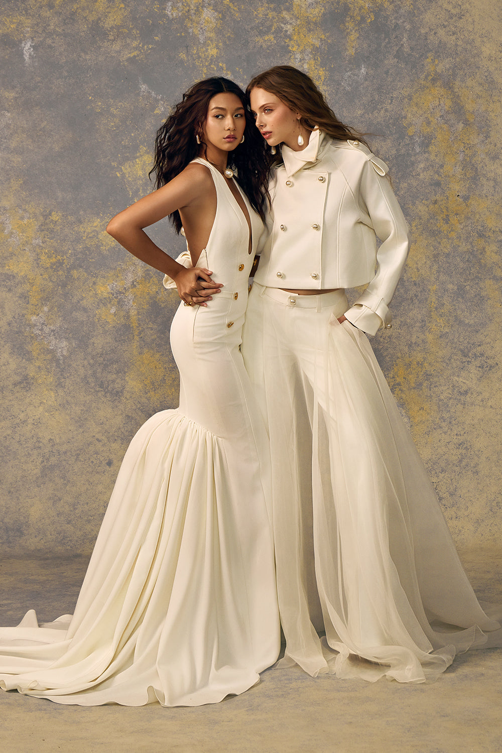 Virelle Straight Button Top