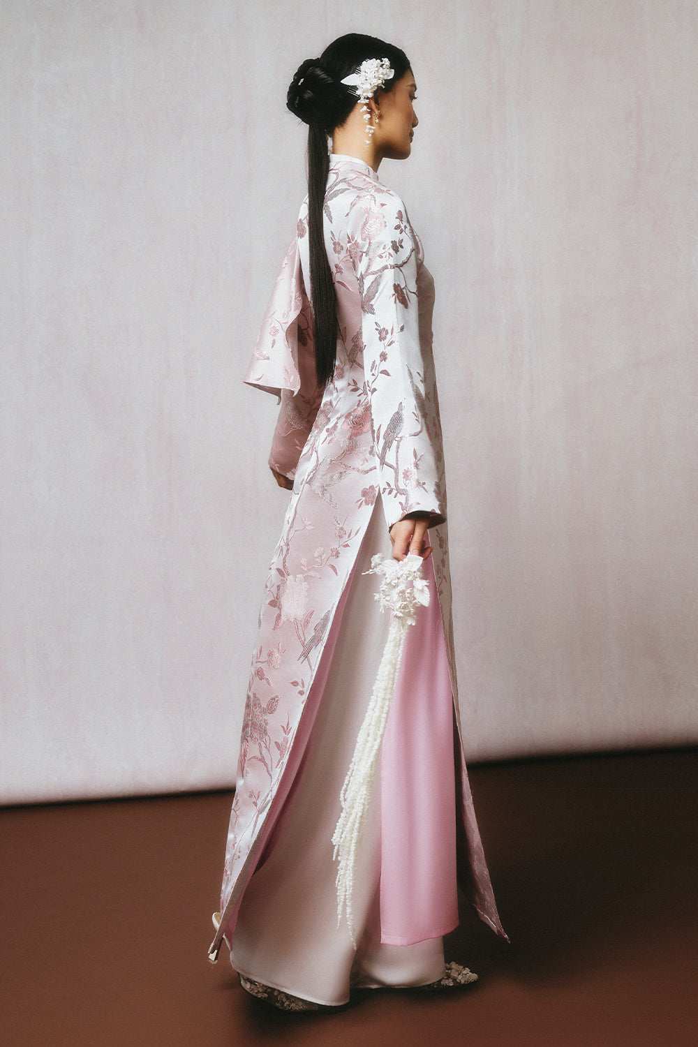 Tinh Lien Mandarin Embroidery Ao Dai