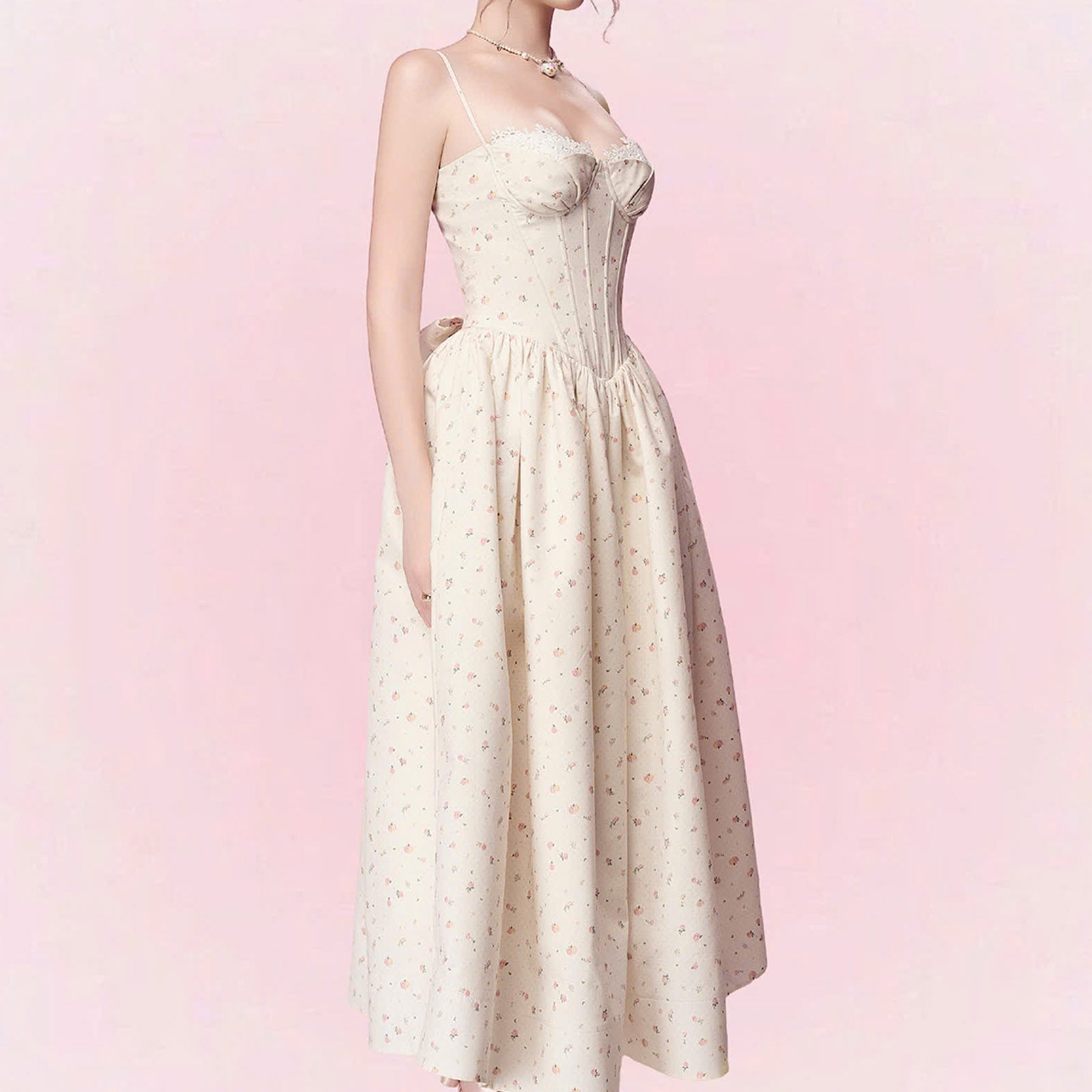 Kiera Sweetheart Gathering Midi Dress