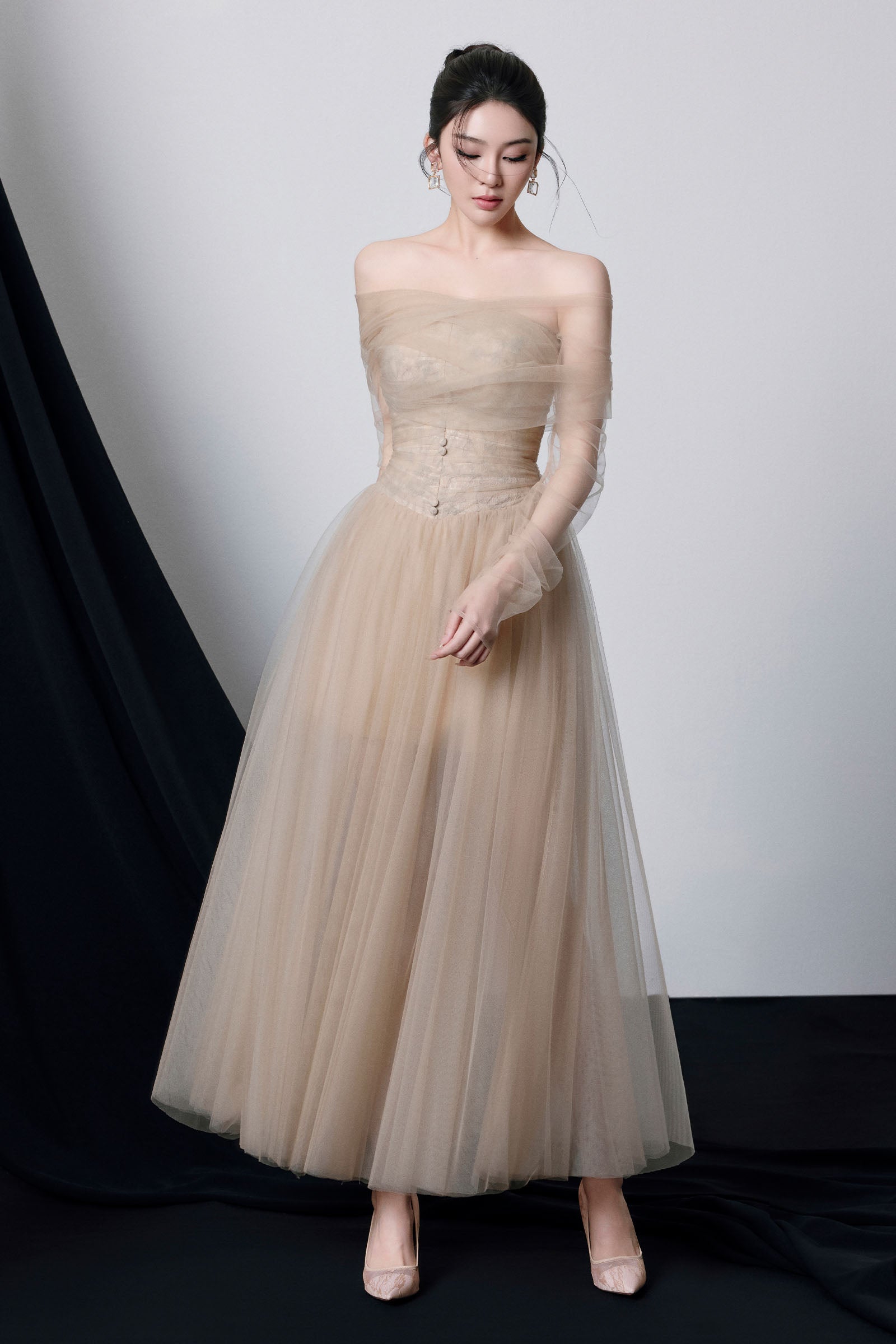 Women's Delphi Off-Shoulder Gathering Maxi Dress XS/S/M/L/XL/Customize Light Beige MEAN BLVD Women's Delphi Off-Shoulder Gathering Maxi Dress XS/S/M/L/XL/Customize Light Beige MEAN BLVD