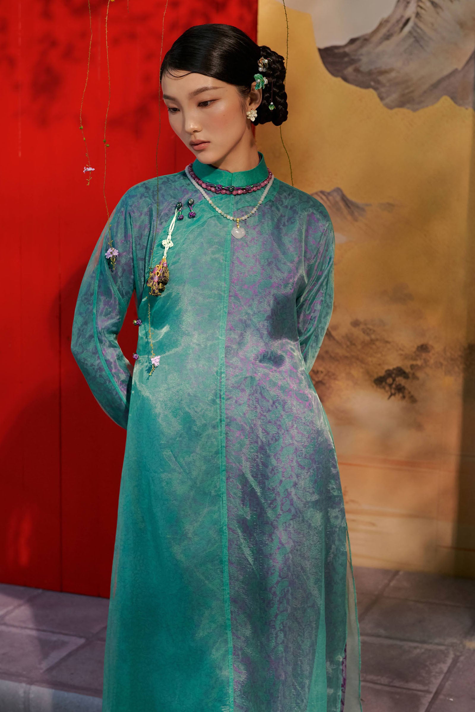 Khue Ngoc Mandarin Ao Dai Set
