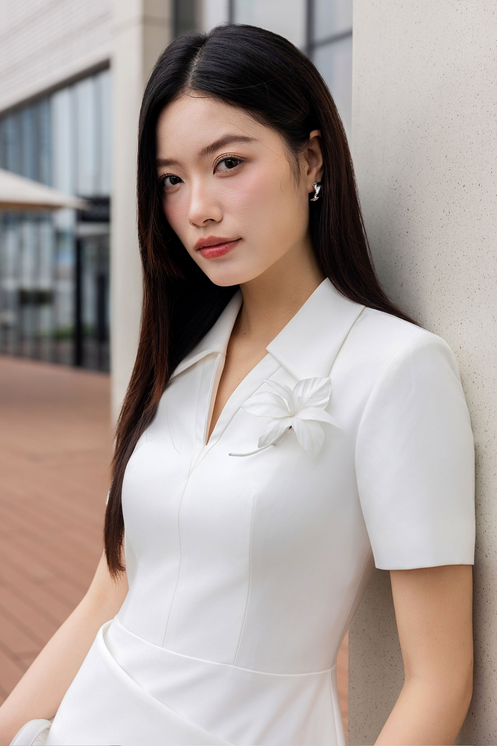 Luu Hoa Collared Midi Dress