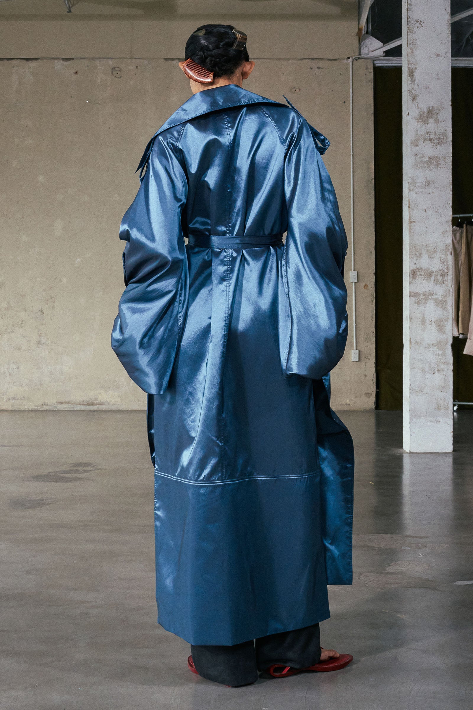 Uy Batwing Sleeve Trench Coat