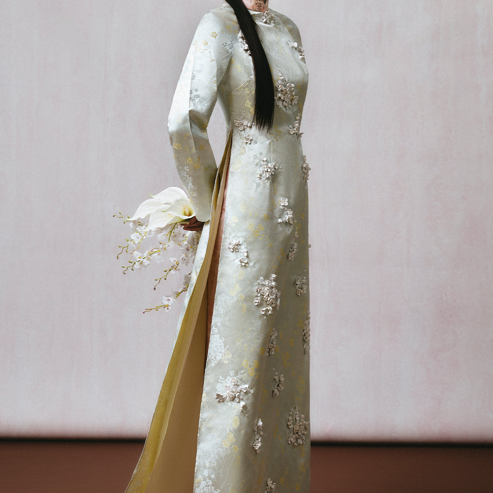 Man Chau Straight Applique Ao Dai