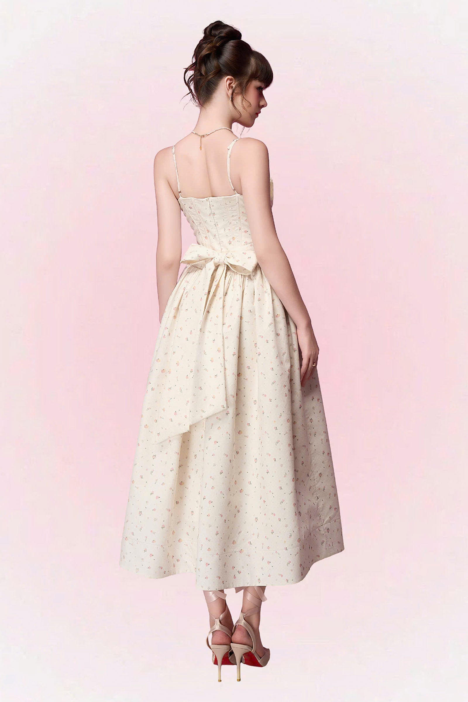 Kiera Sweetheart Gathering Midi Dress