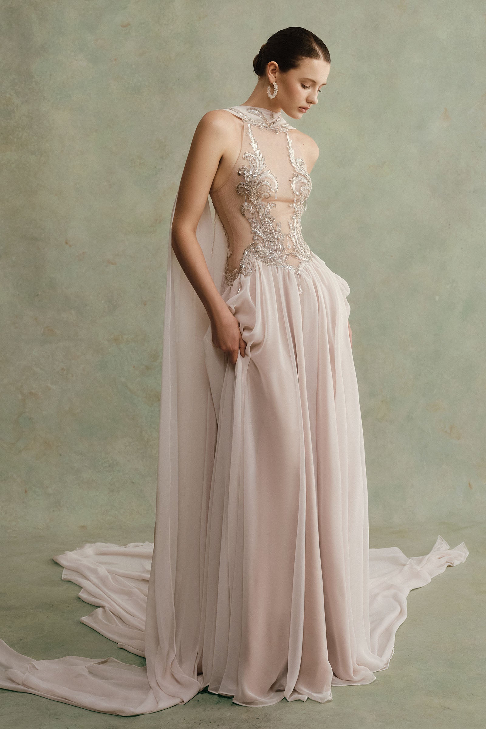 Sarelda Choker Neck Maxi Dress