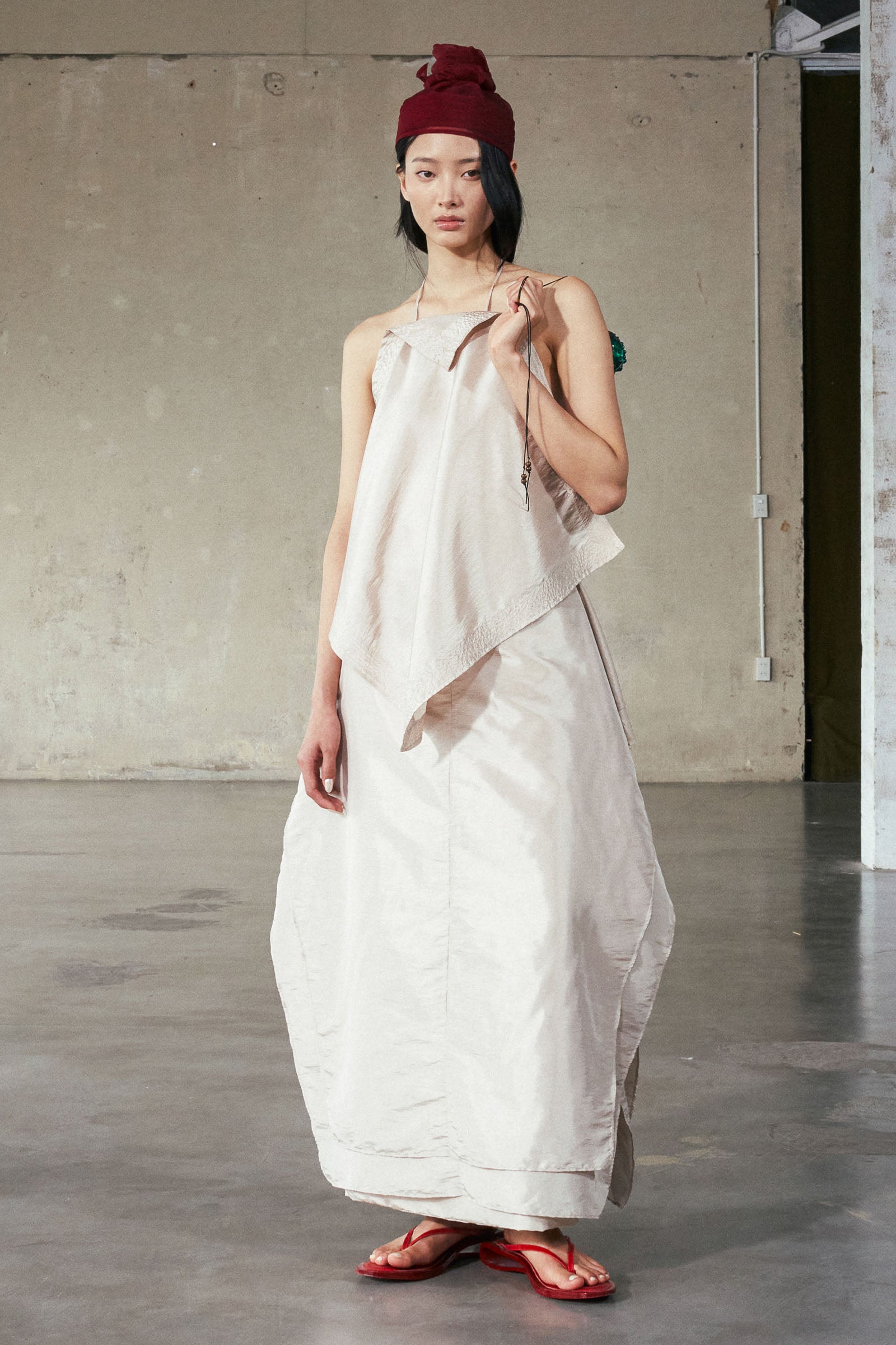 Bach Vi Asymmetric Top