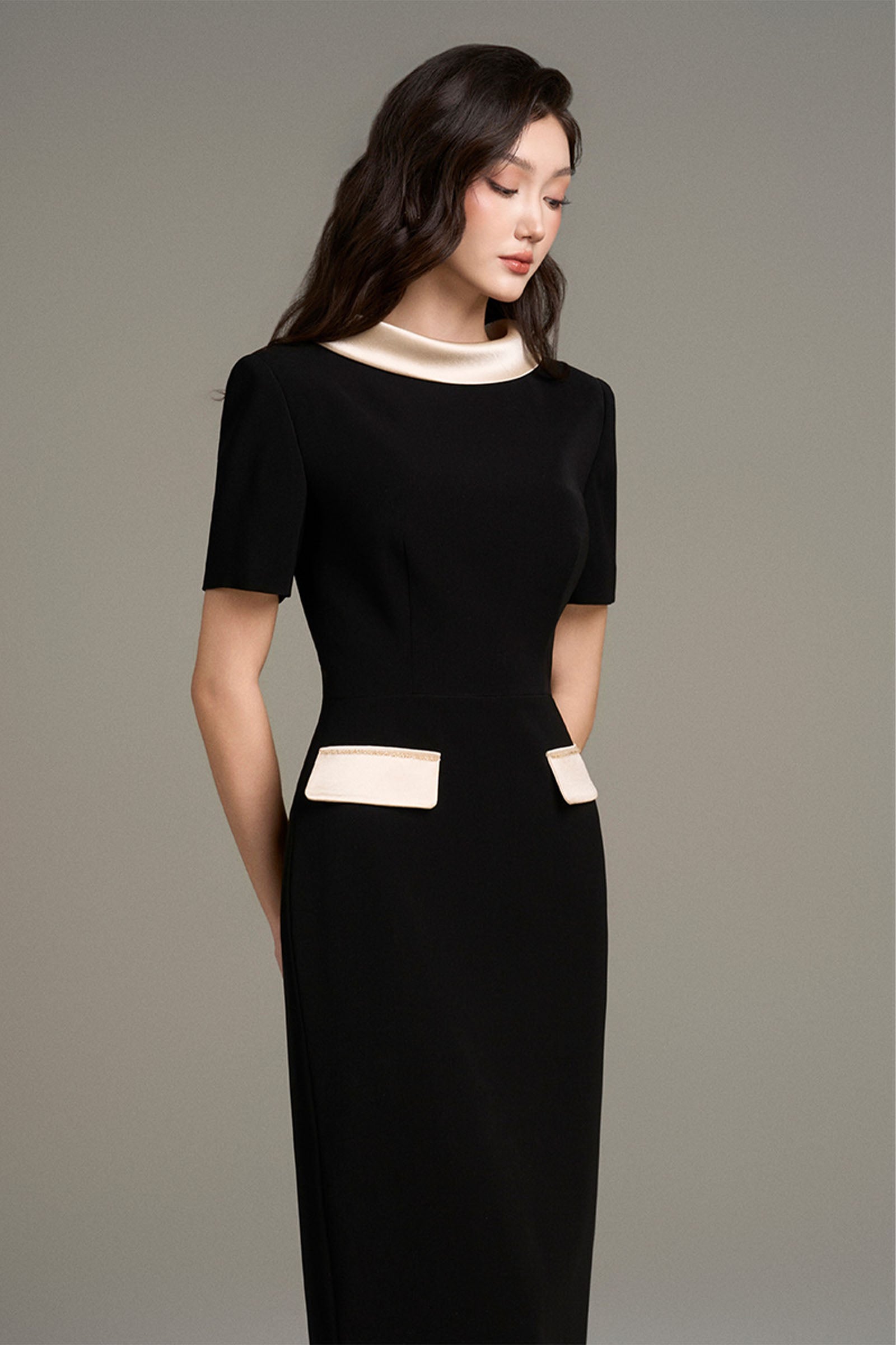 Noirelle Boat Neck Midi Dress