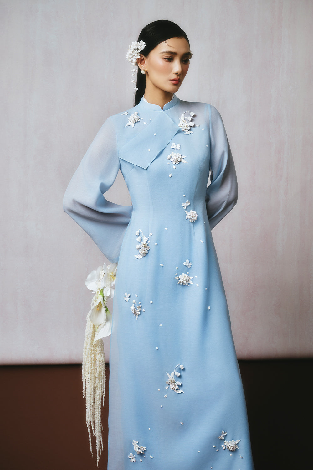 Tinh Lam Wide Sleeve Applique Ao Dai