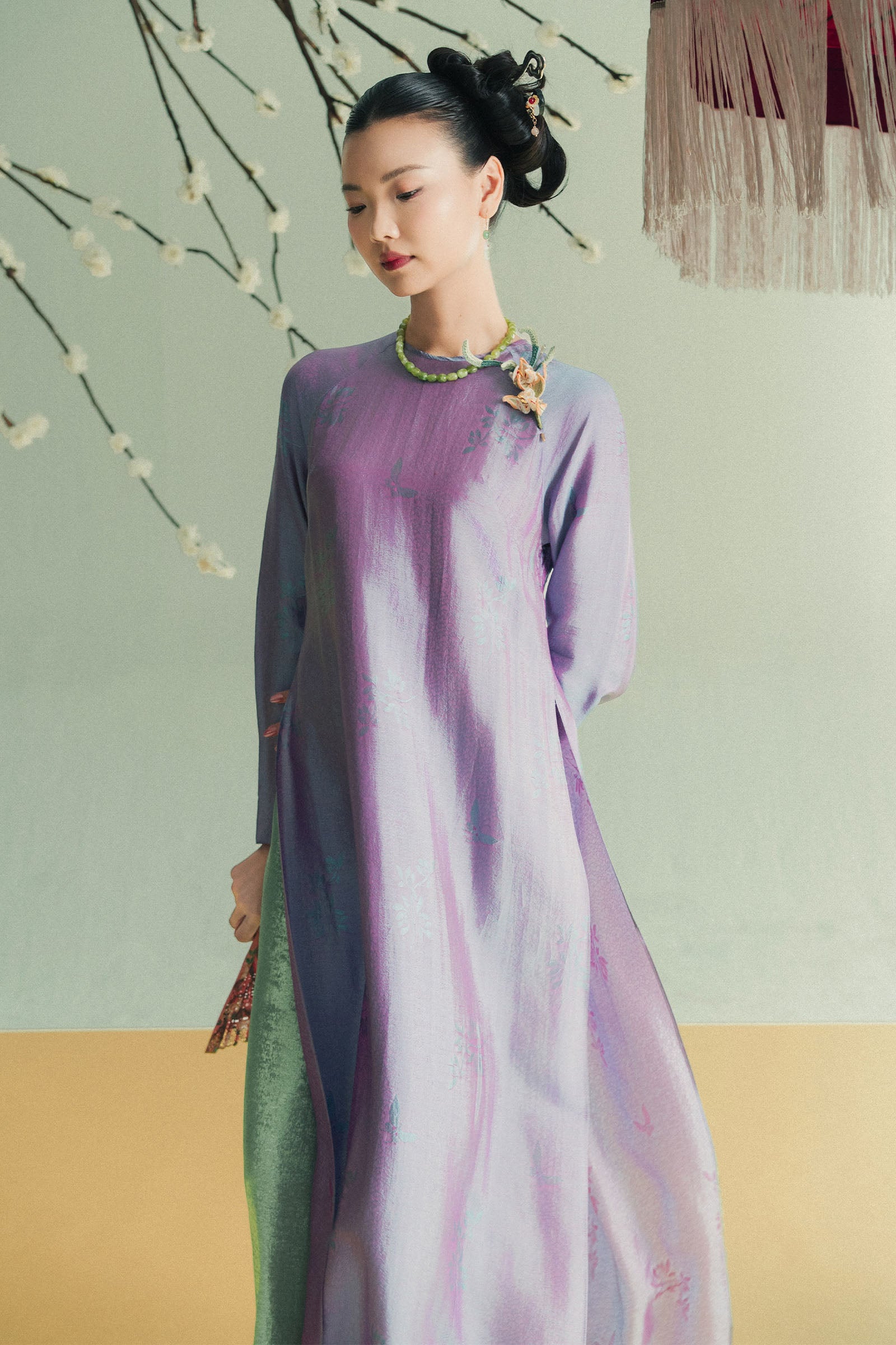 Lan Cam Straight Ao Dai Set