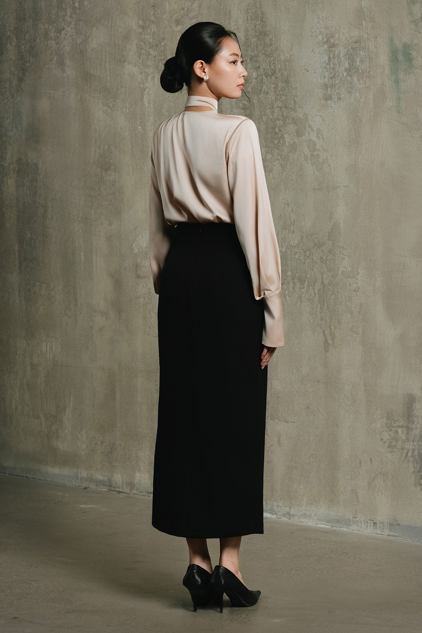 The Stillness Scarf Shirt