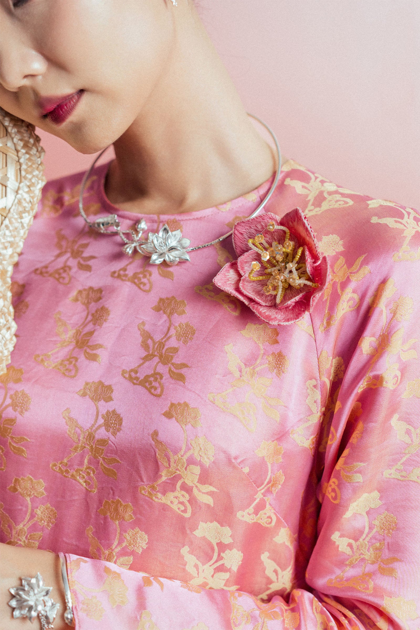 Lien Dan Round Neck Ao Dai Set