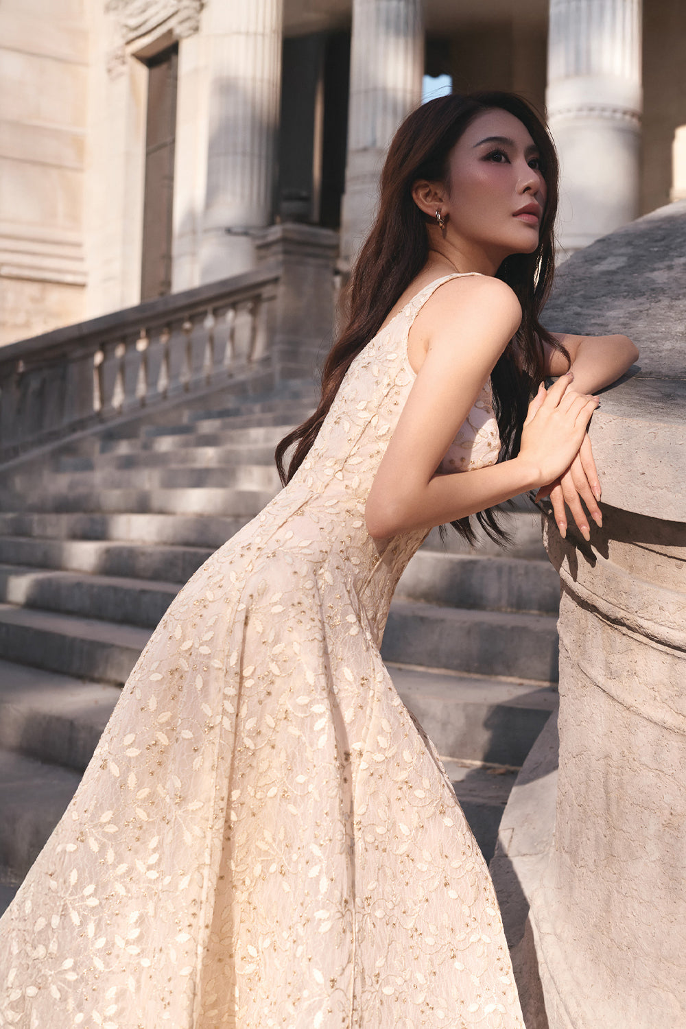 Sia Scoop Neck Midi Dress