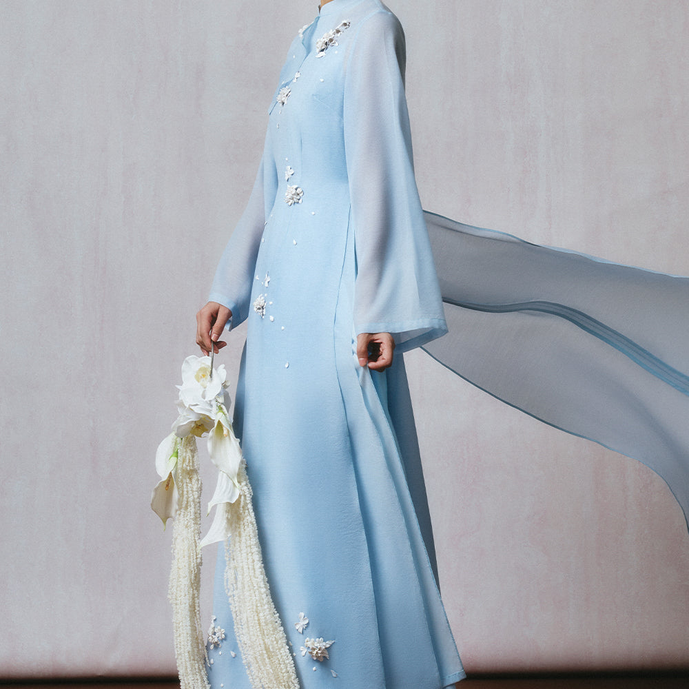 Tinh Lam Wide Sleeve Applique Ao Dai