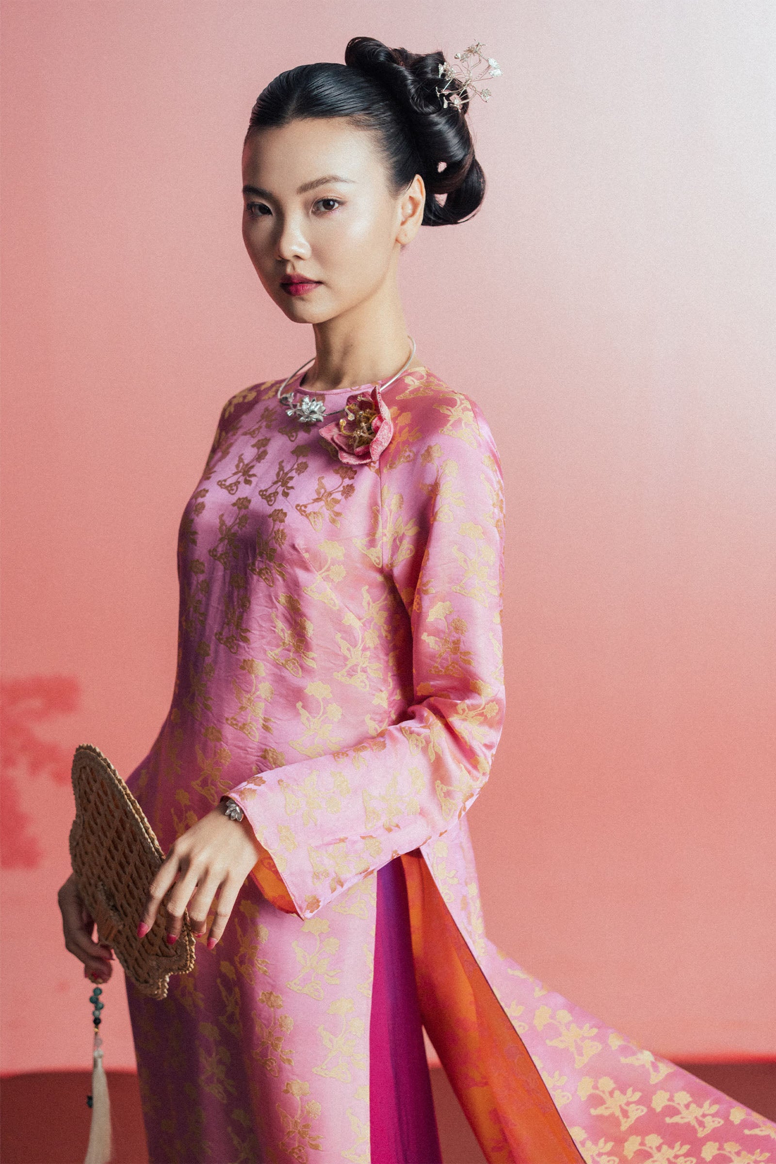 Lien Dan Round Neck Ao Dai Set