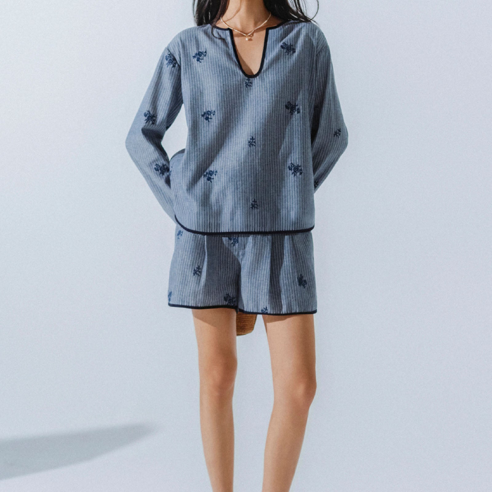 Lyra Embroidery Shorts