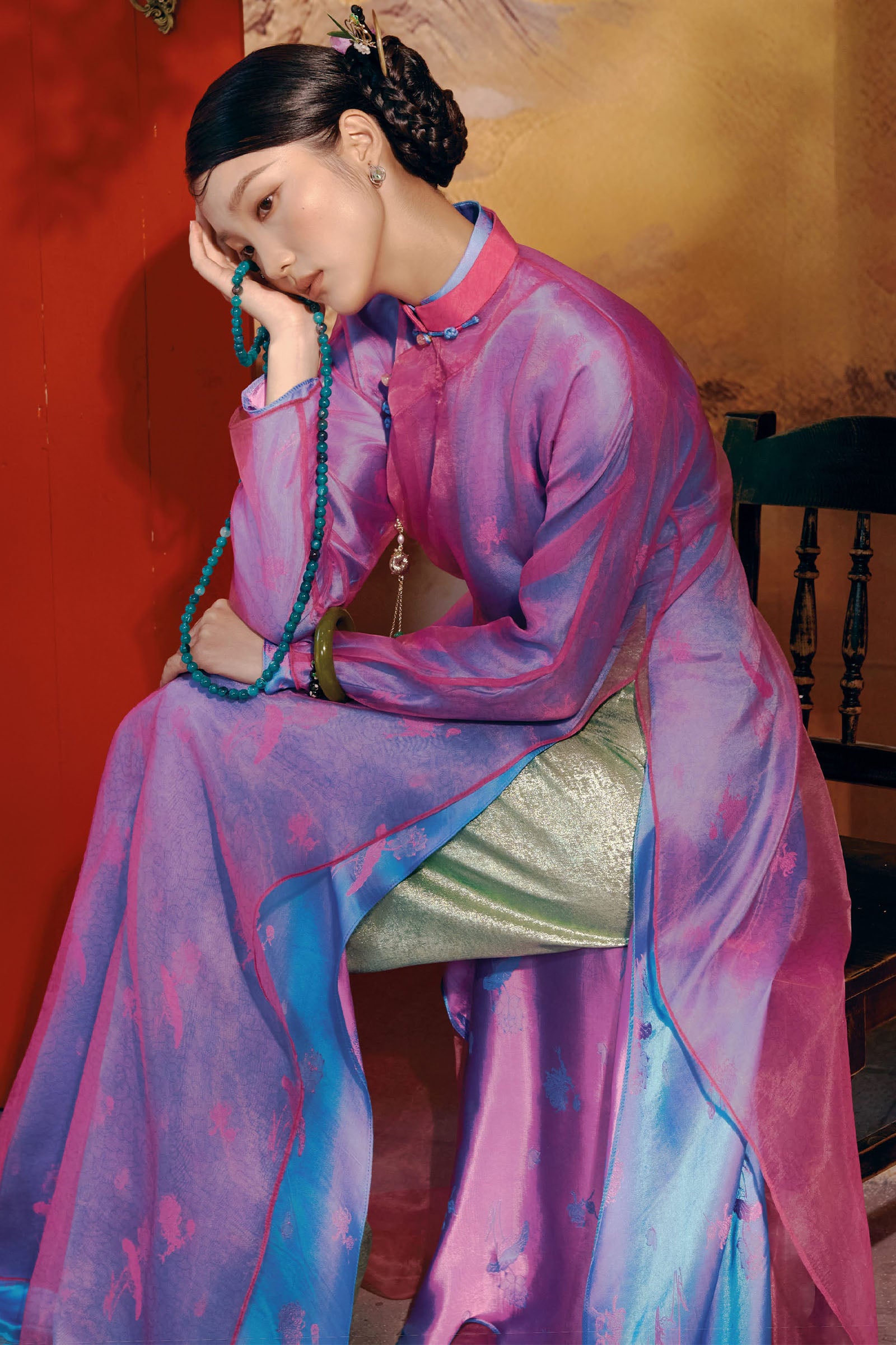 Khue Uyen Straight Ao Dai Set