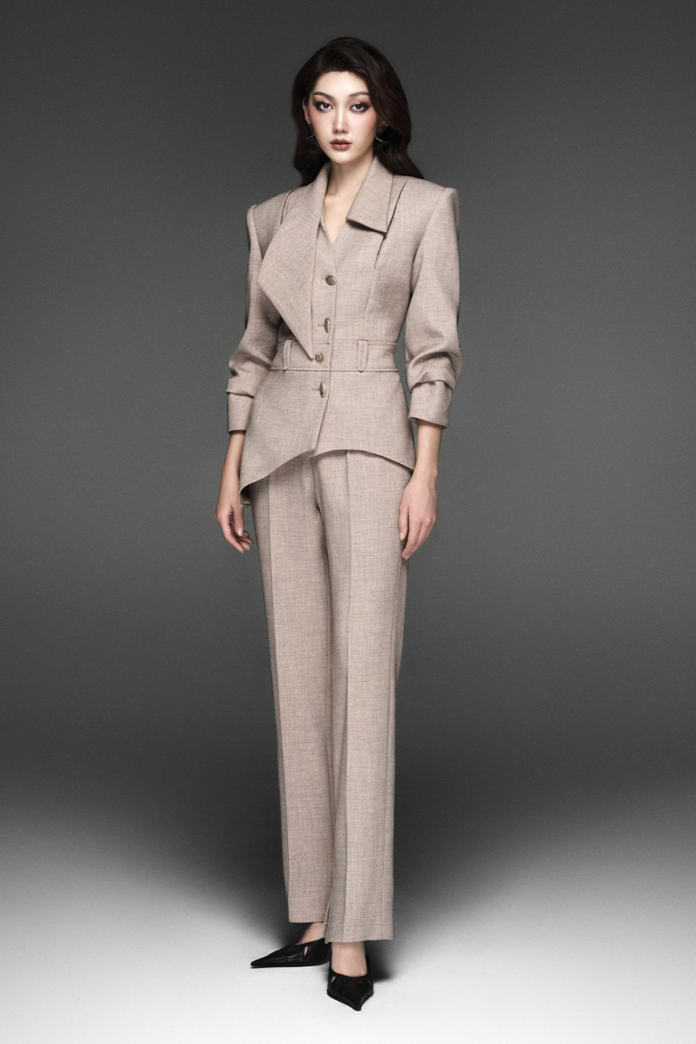 Beatrice V-Neck Blazer