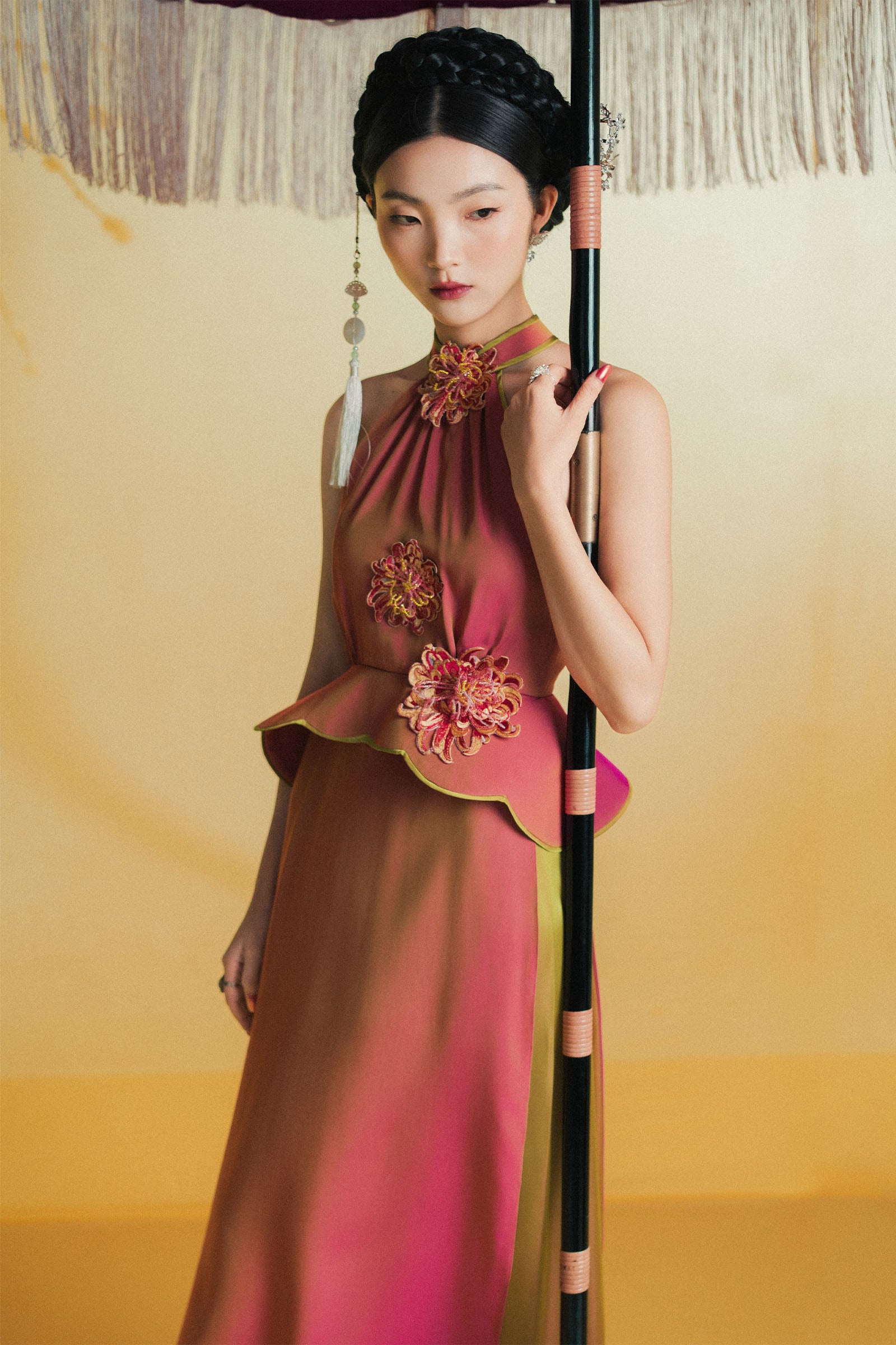 Cuc Khue Applique Ao Dai Set