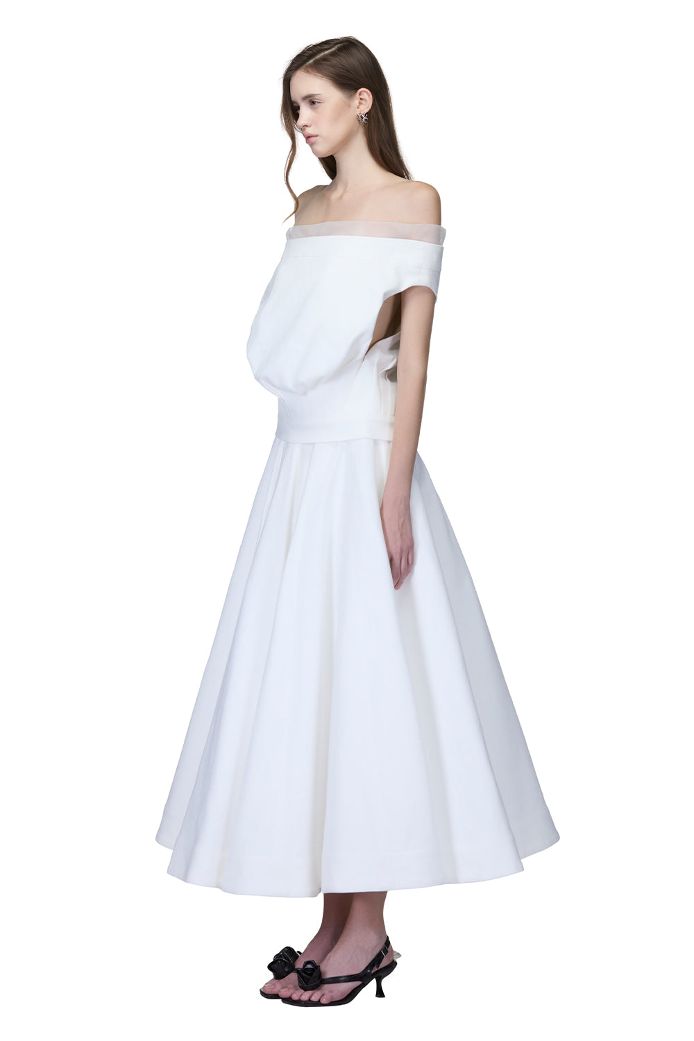 Olyra Off-Shoulder Top