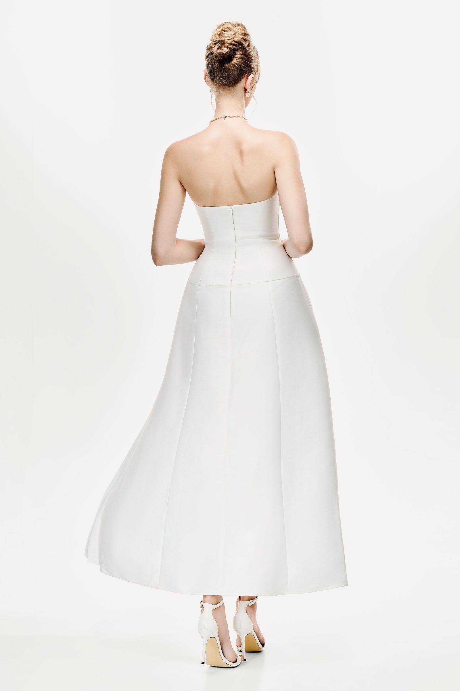 Calyra Dress