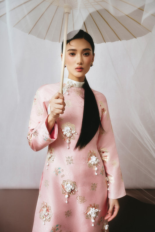 Hoa Uyen Mandarin Bead Ao Dai