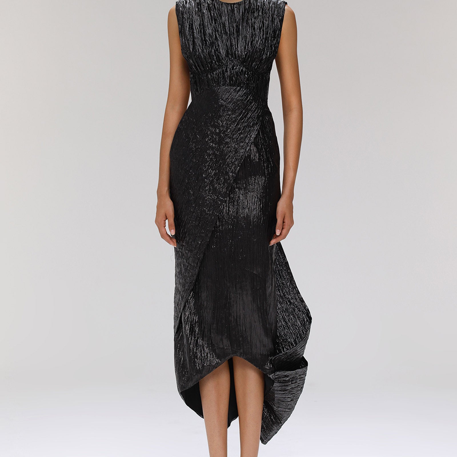Wandering Round Neck Midi Dress