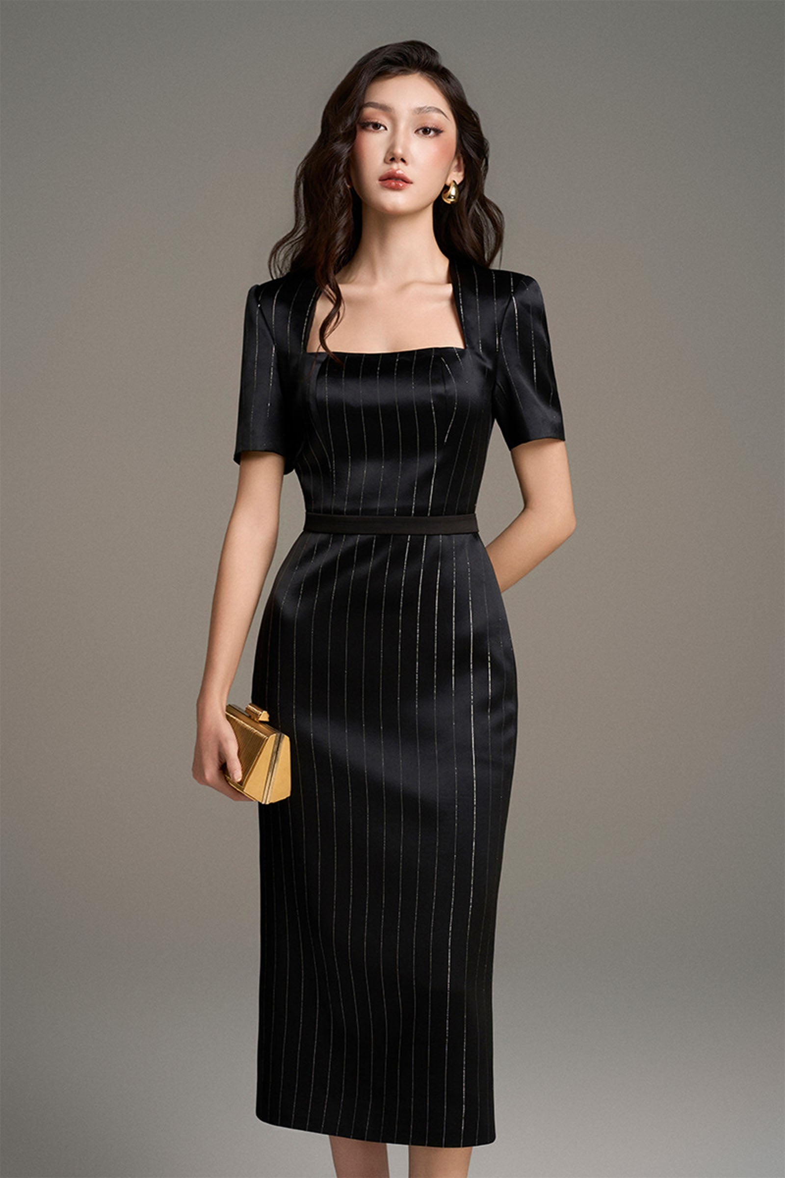 Olyne Square Neck Midi Dress