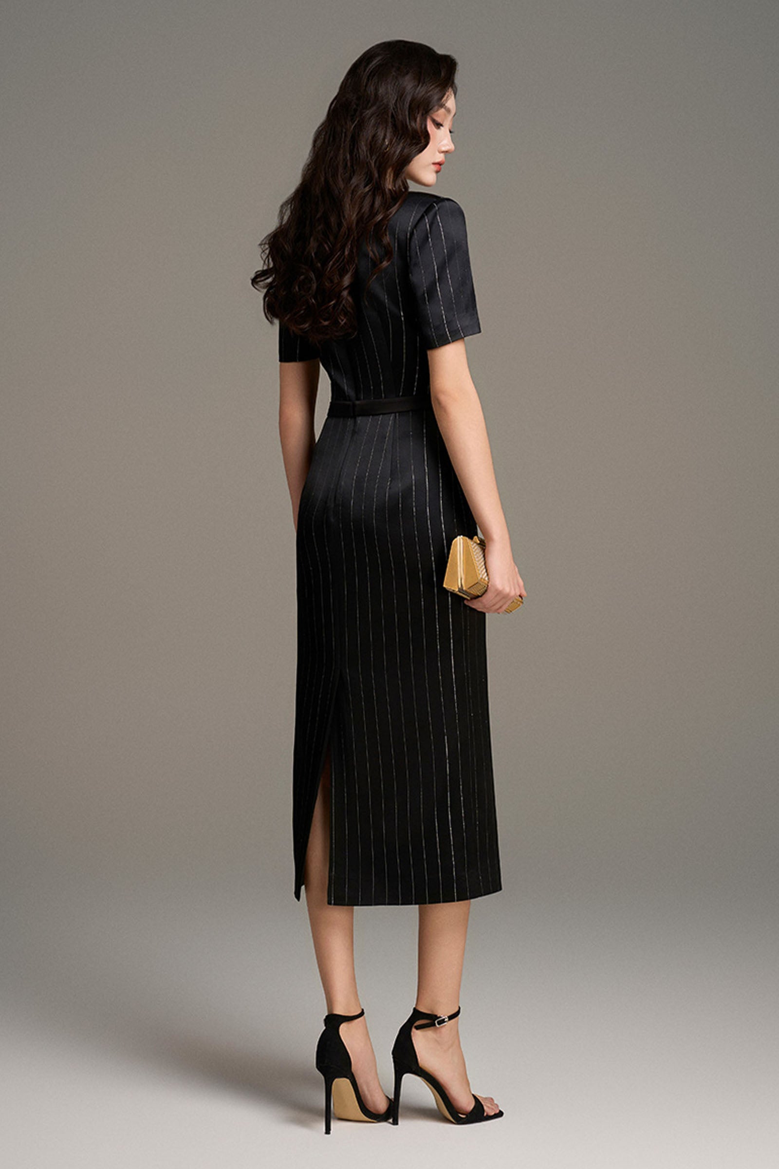 Olyne Square Neck Midi Dress