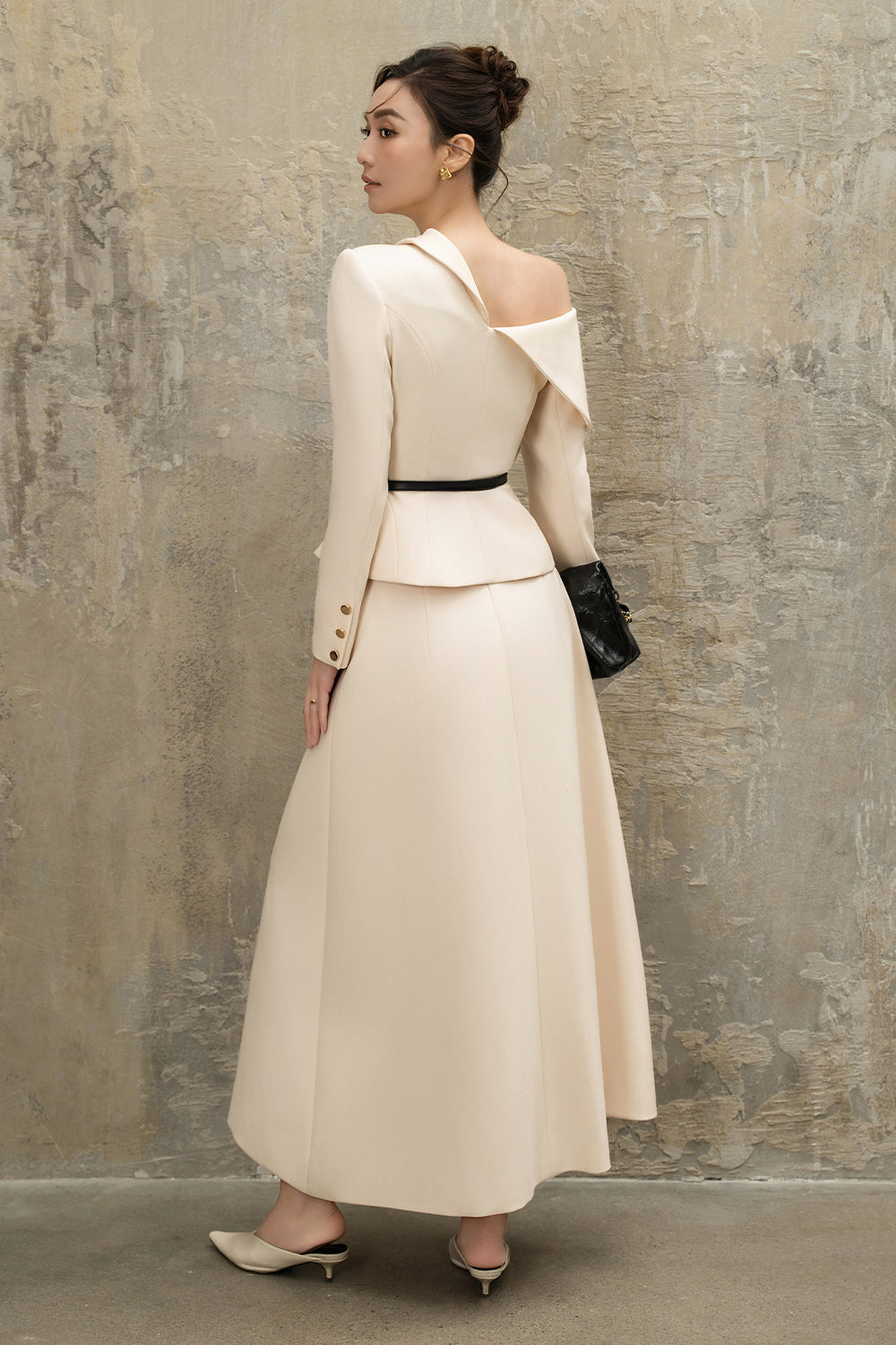 Dien Asymmetric Neck Top