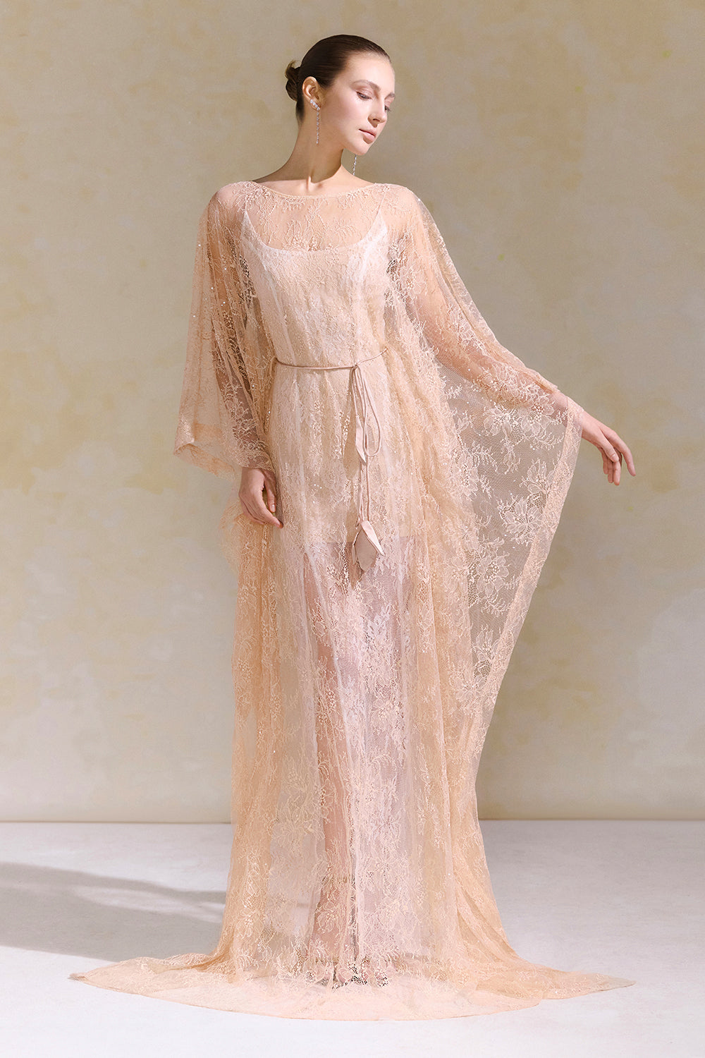 Vivid Wide Sleeve Set