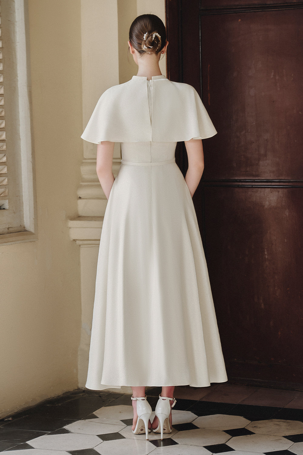 Viella Cape Sleeve Midi Dress